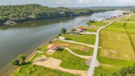 753 River Front Drive Clifton TN 38425