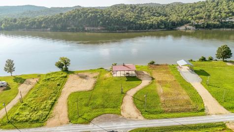 753 River Front Drive Clifton TN 38425
