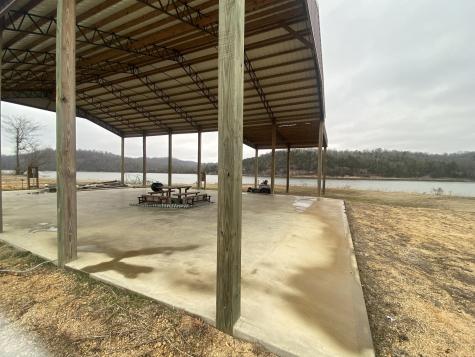 753 River Front Drive Clifton TN 38425