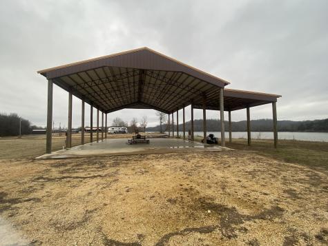753 River Front Drive Clifton TN 38425