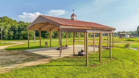 753 River Front Drive Clifton TN 38425