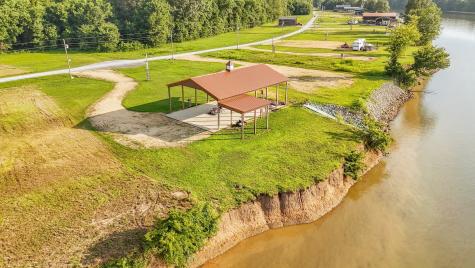 753 River Front Drive Clifton TN 38425