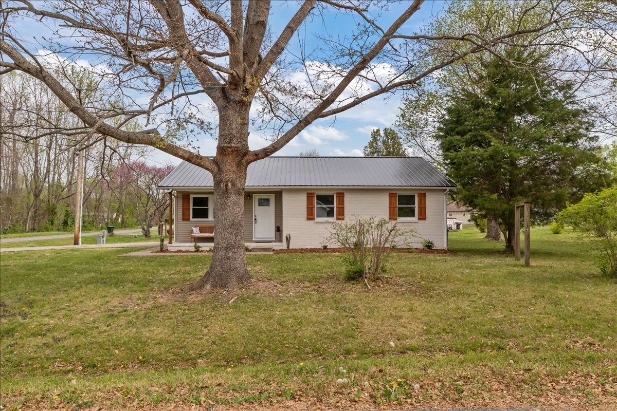 118 A G Myatt Dickson TN 37055