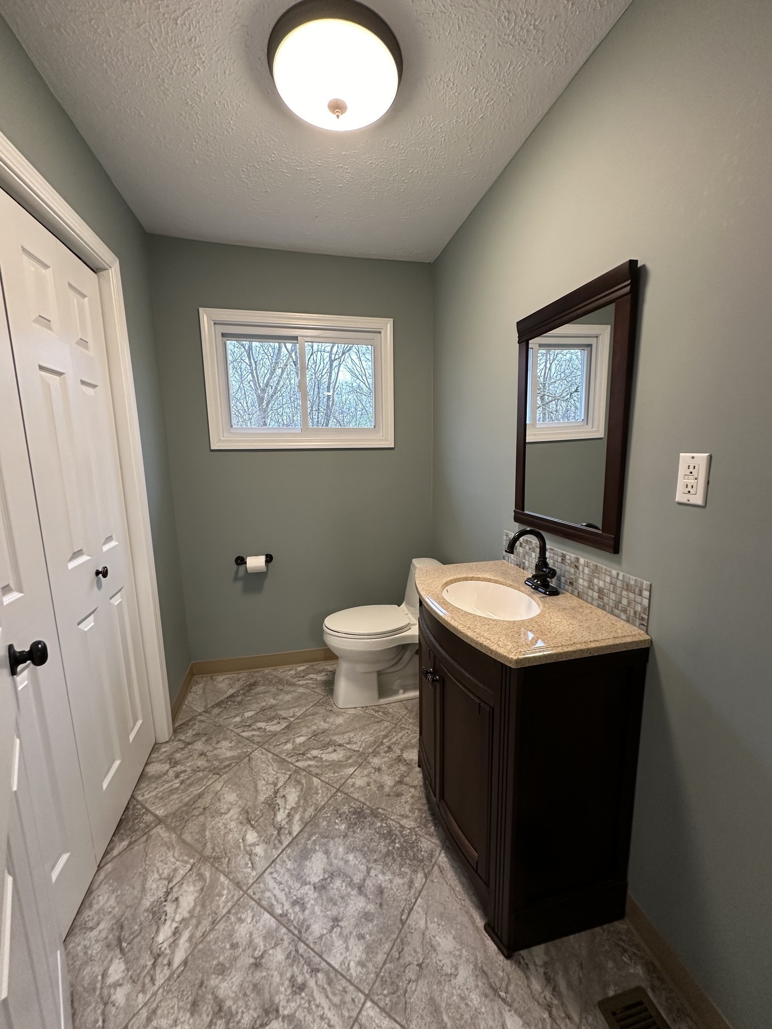 5652 Highway 100 Lyles TN 37098