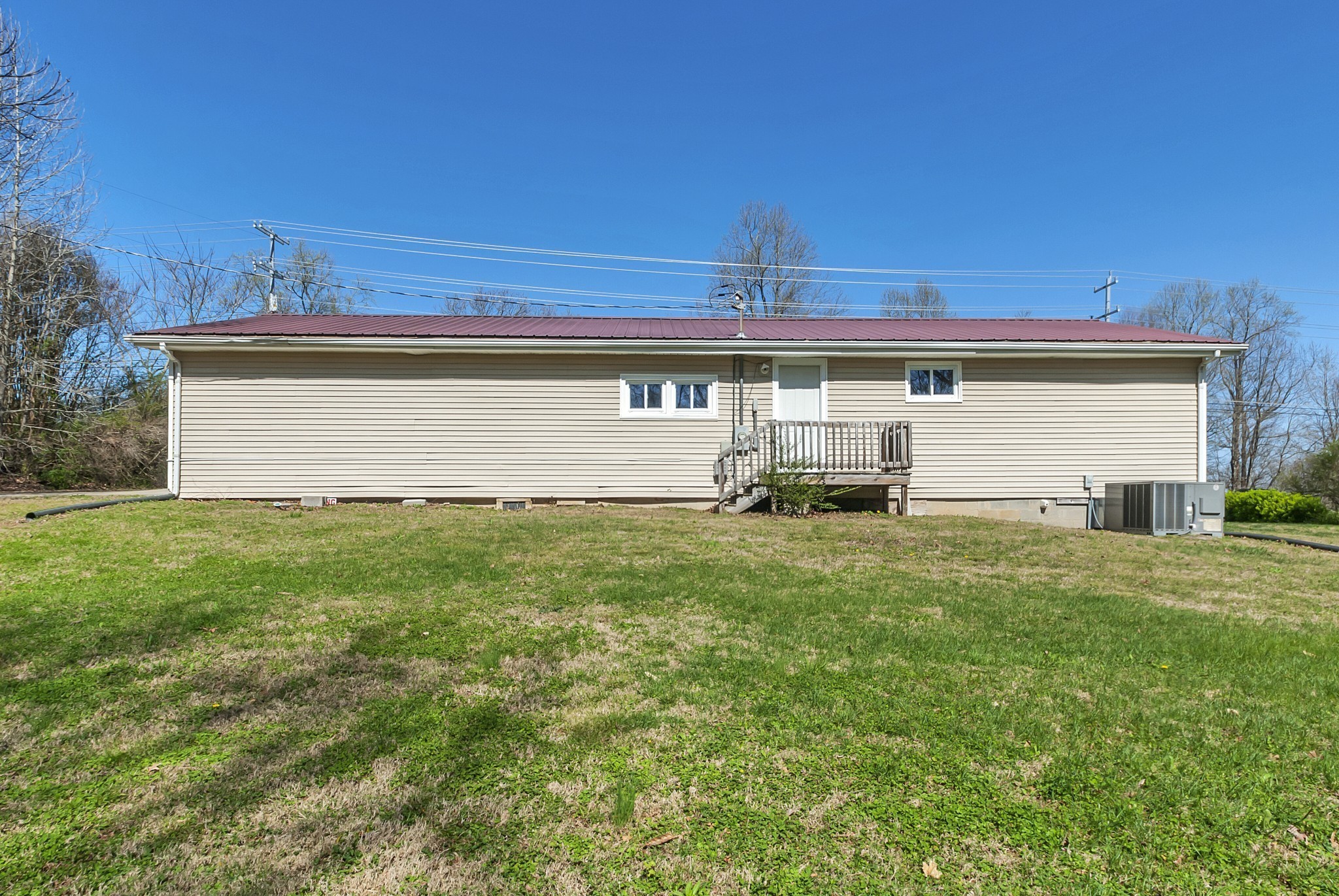 5652 Highway 100 Lyles TN 37098