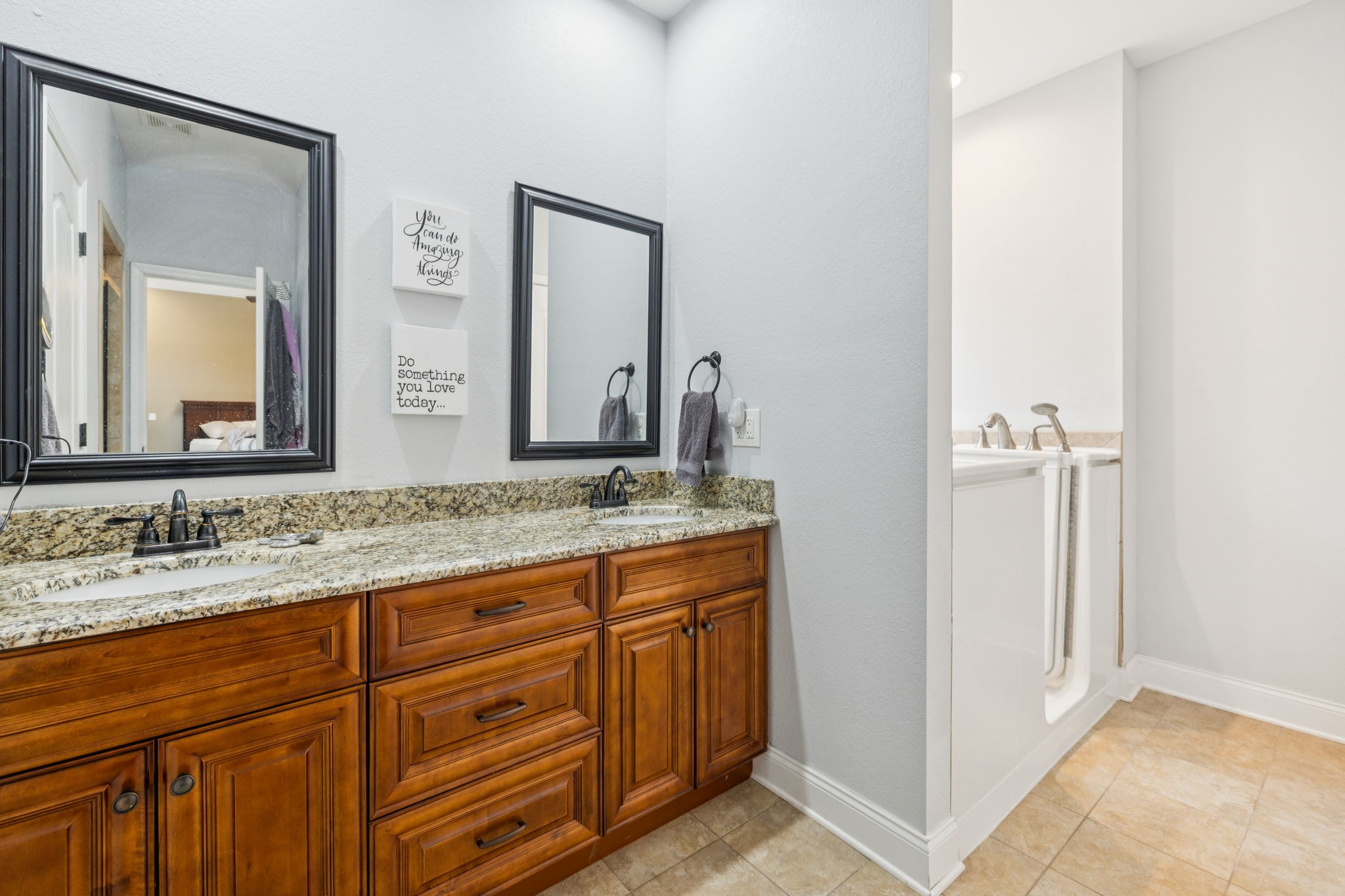 188 Whitman Alley Clarksville TN 37043