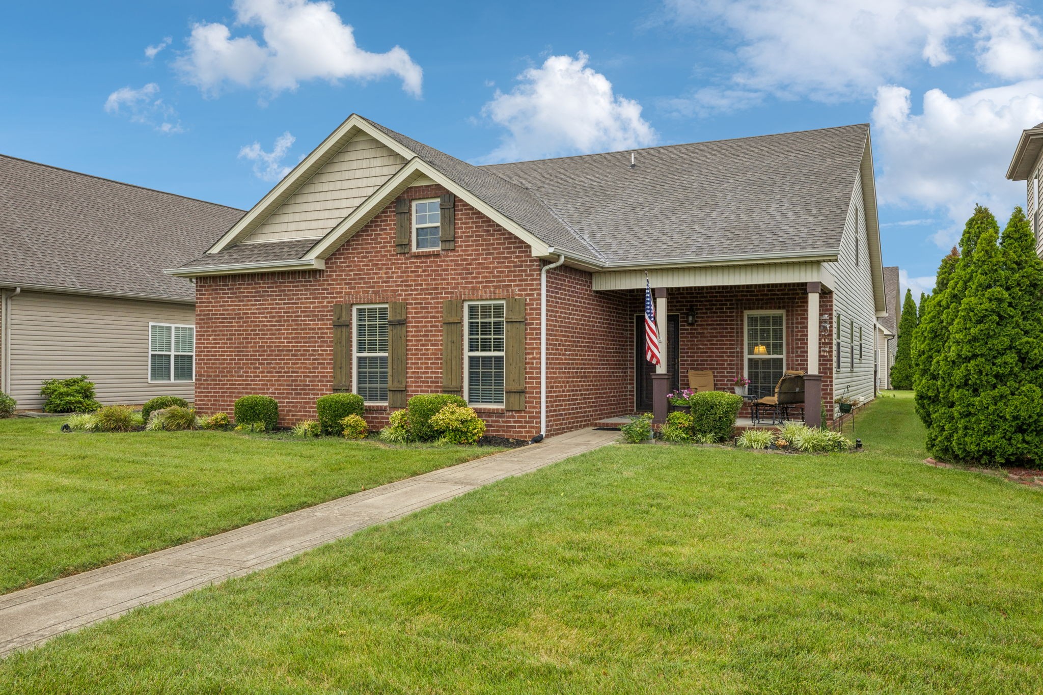 188 Whitman Alley Clarksville TN 37043
