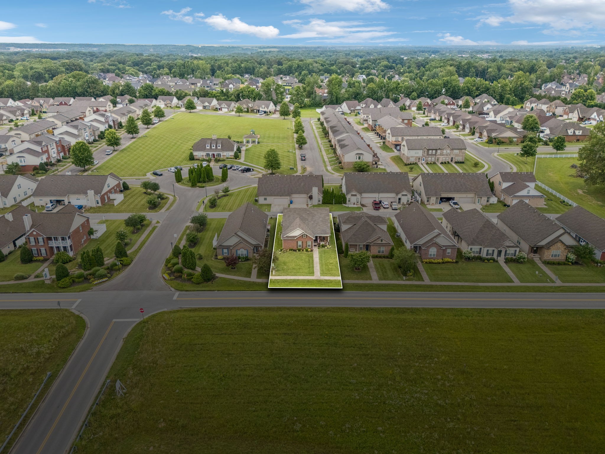 188 Whitman Alley Clarksville TN 37043