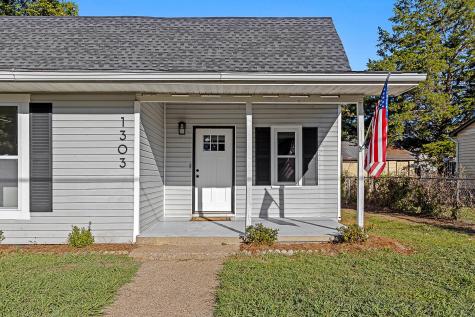 1303 S Lyerly Street Chattanooga TN 37404
