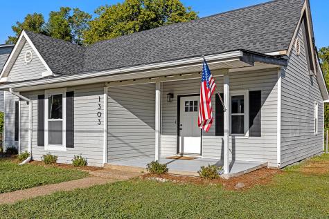 1303 S Lyerly Street Chattanooga TN 37404