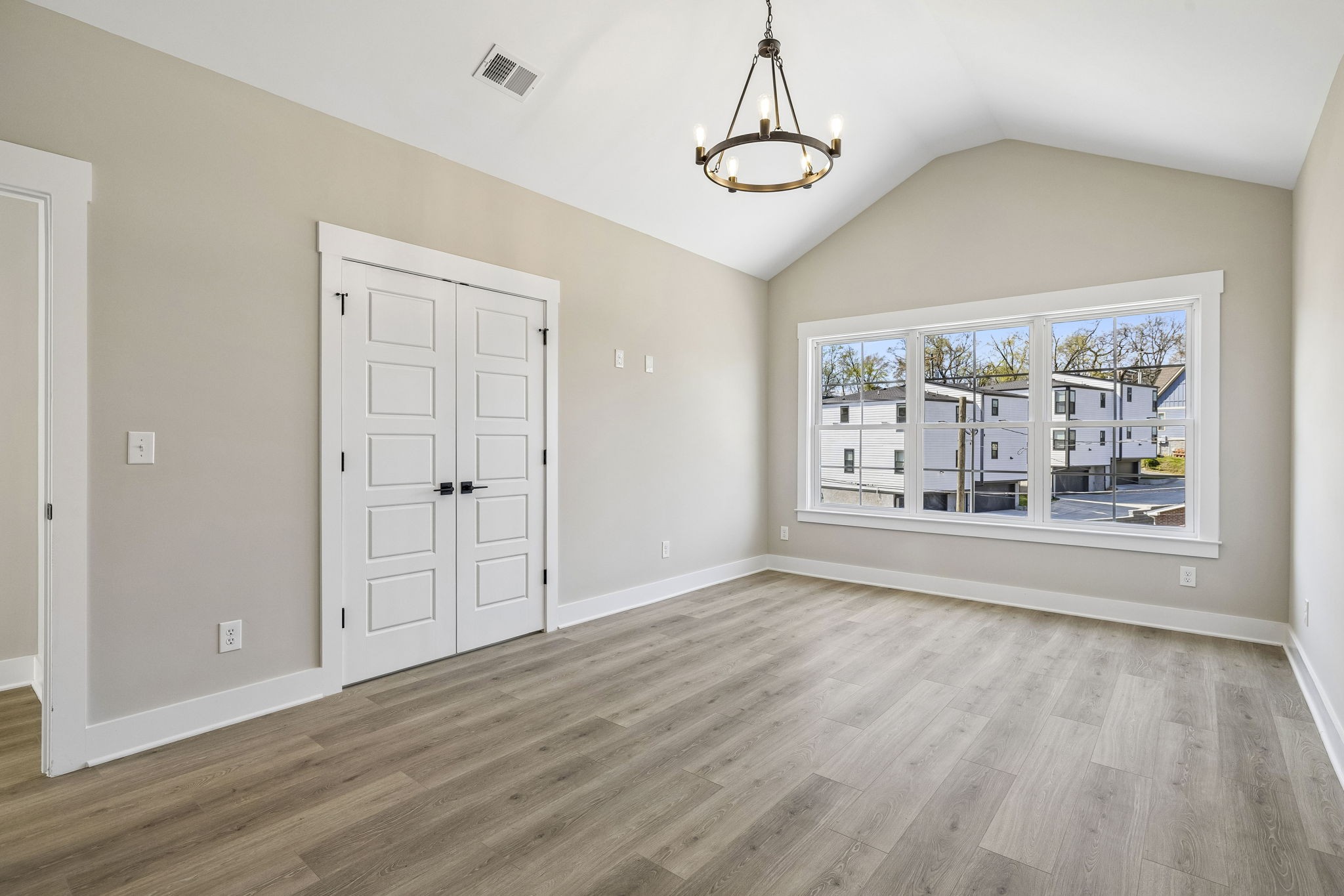 2210 18th Ave, N Nashville TN 37208