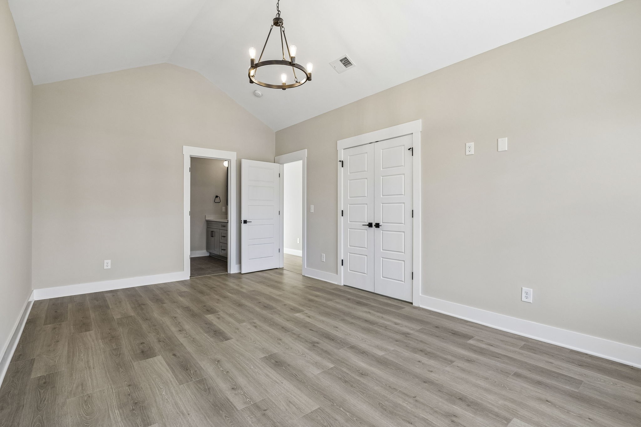 2210 18th Ave, N Nashville TN 37208