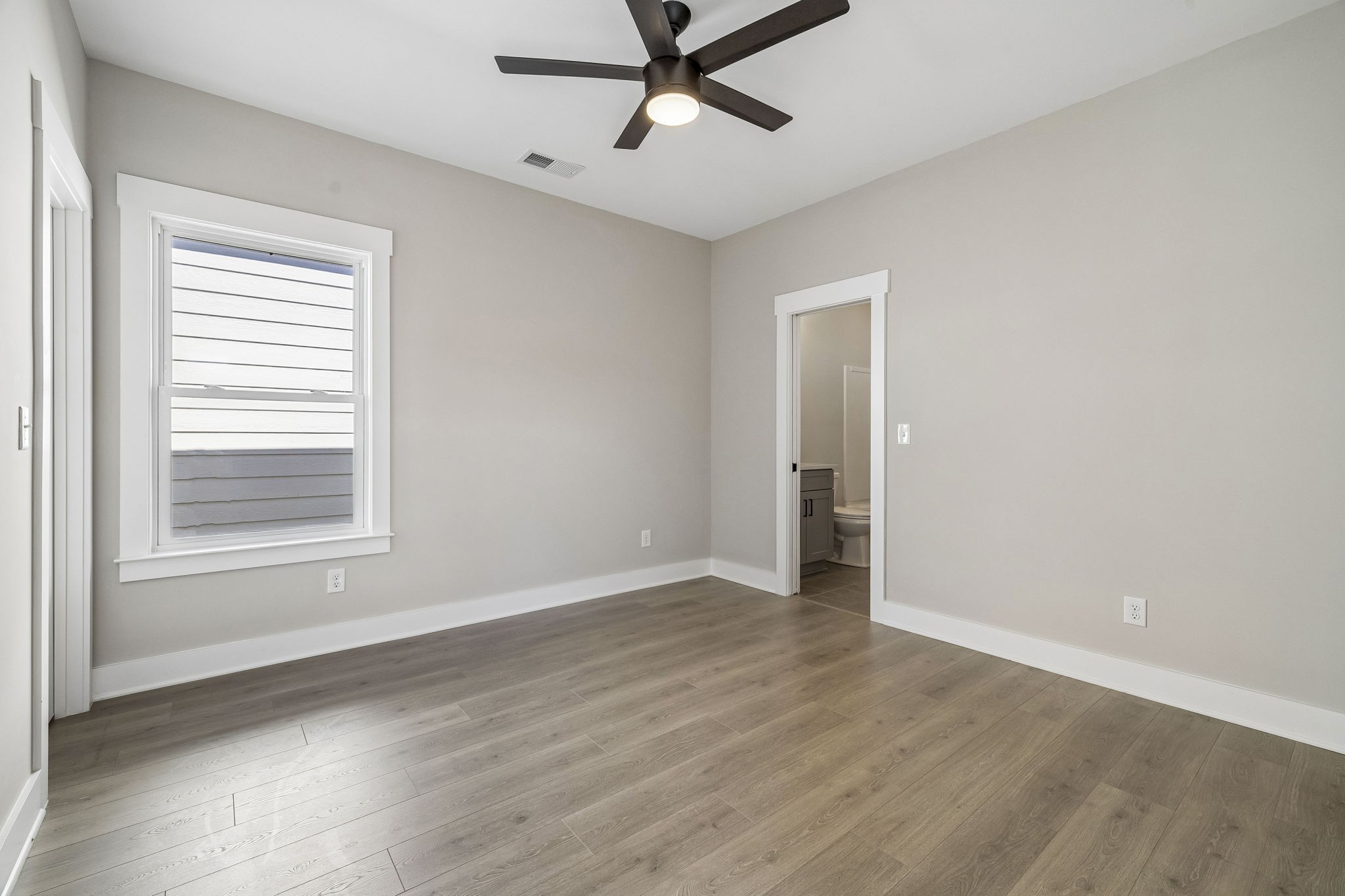 2210 18th Ave, N Nashville TN 37208