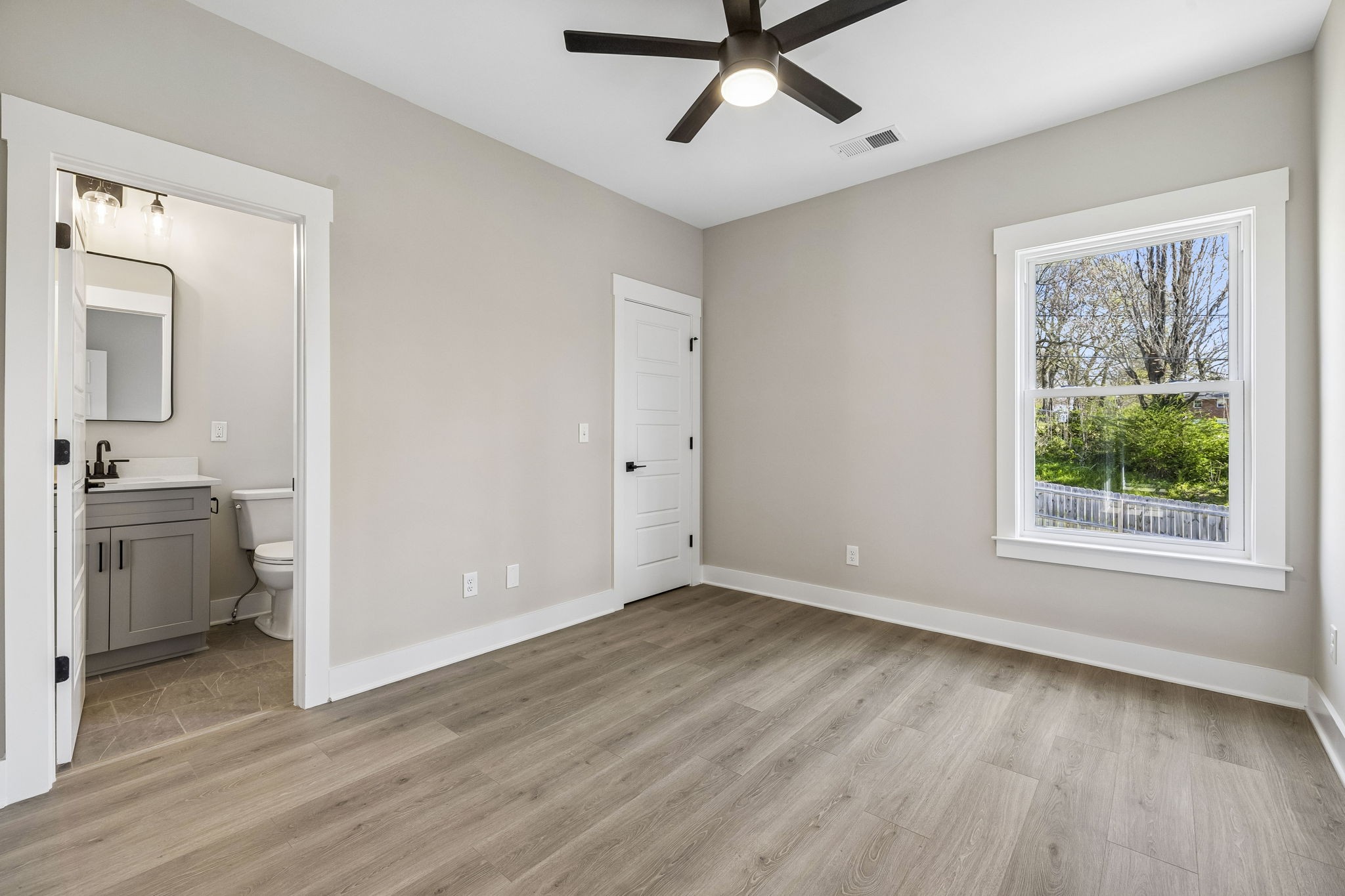 2210 18th Ave, N Nashville TN 37208