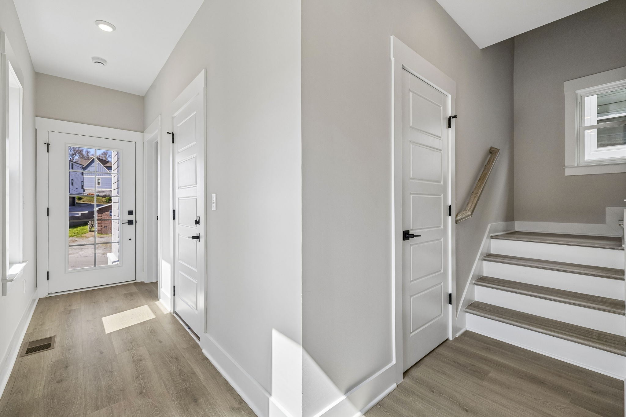 2210 18th Ave, N Nashville TN 37208