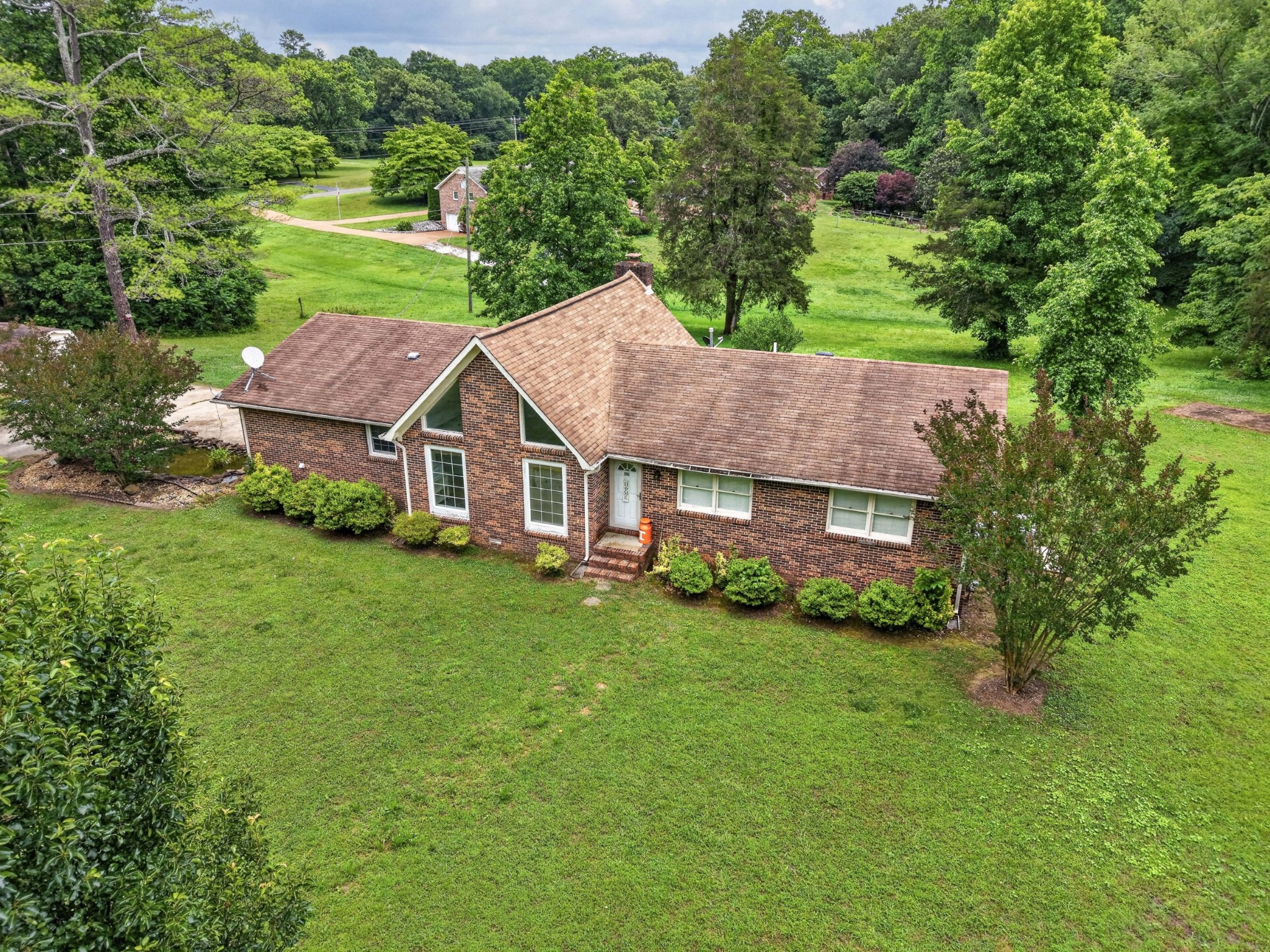 8 Sharpes Hollow Road Fayetteville TN 37334