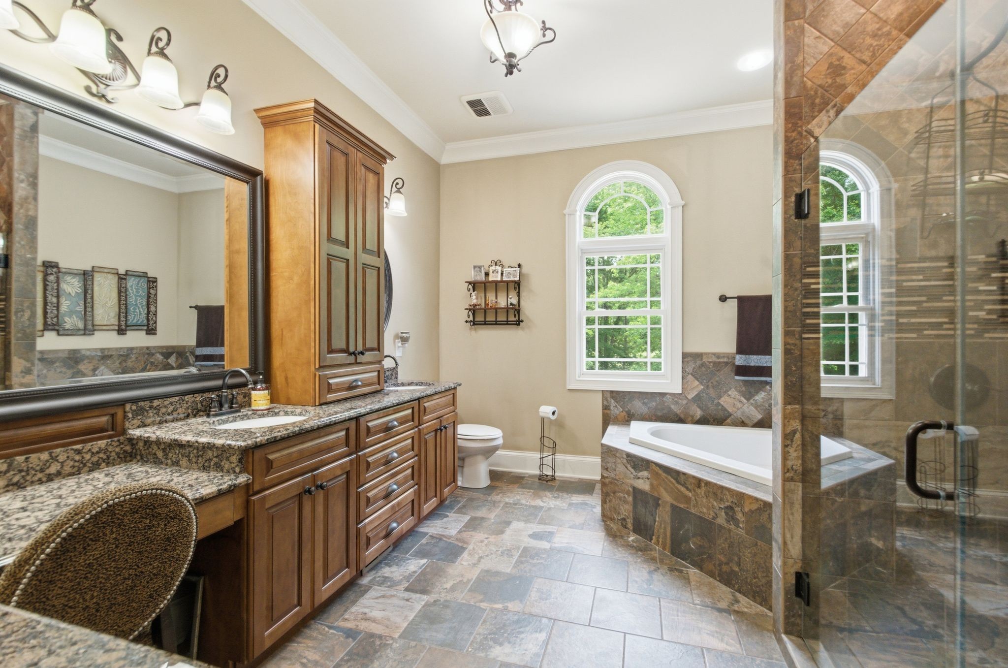 1024 Cumberland Drive Chapmansboro TN 37035