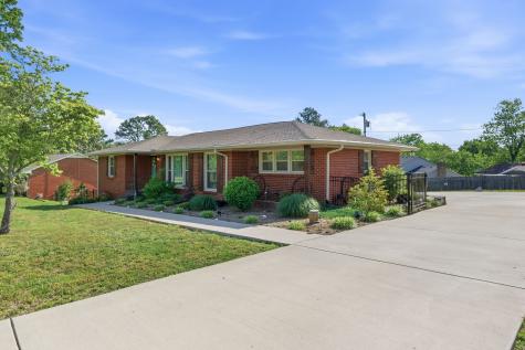 210 S Sequoia Drive Springfield TN 37172