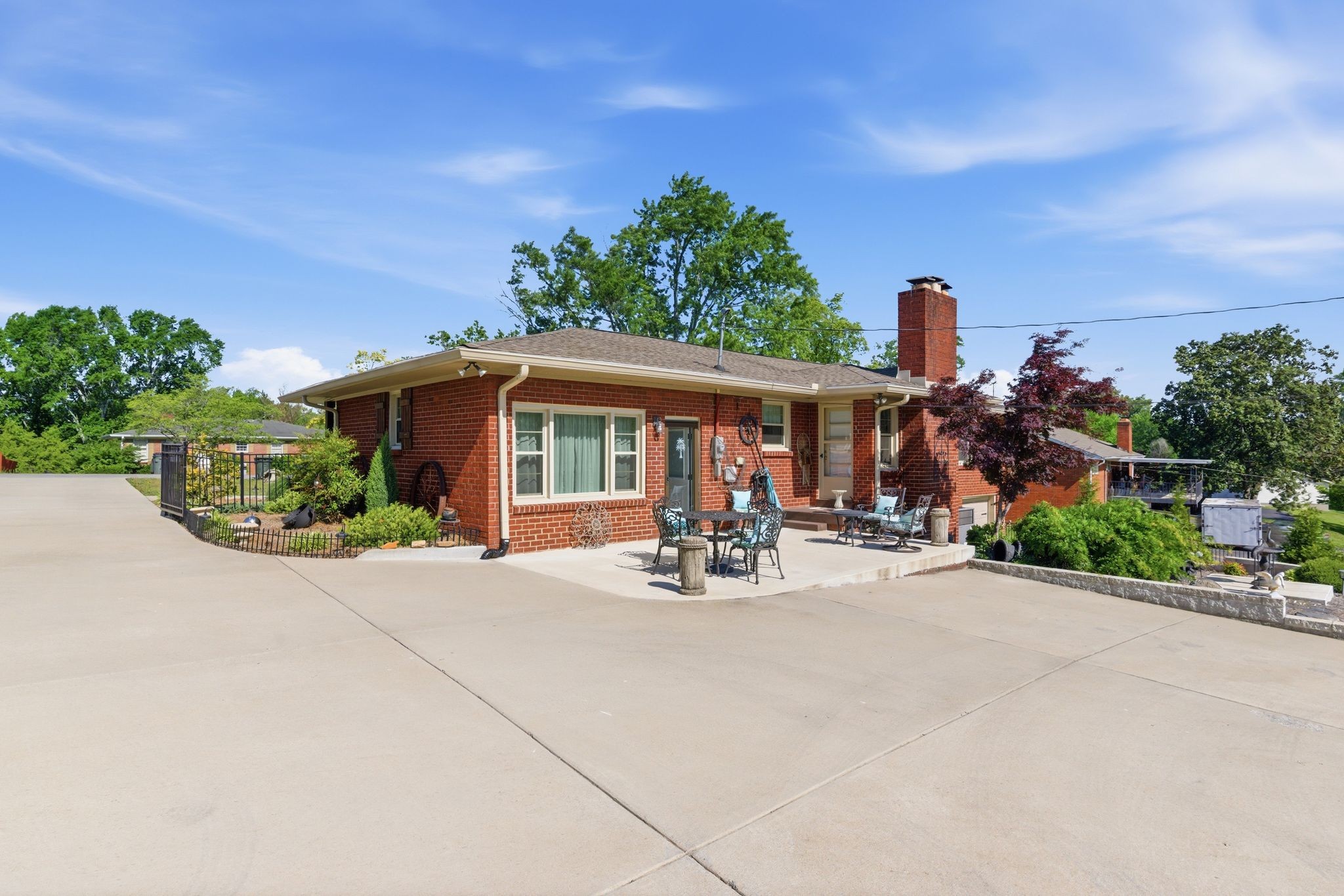 210 S Sequoia Drive Springfield TN 37172