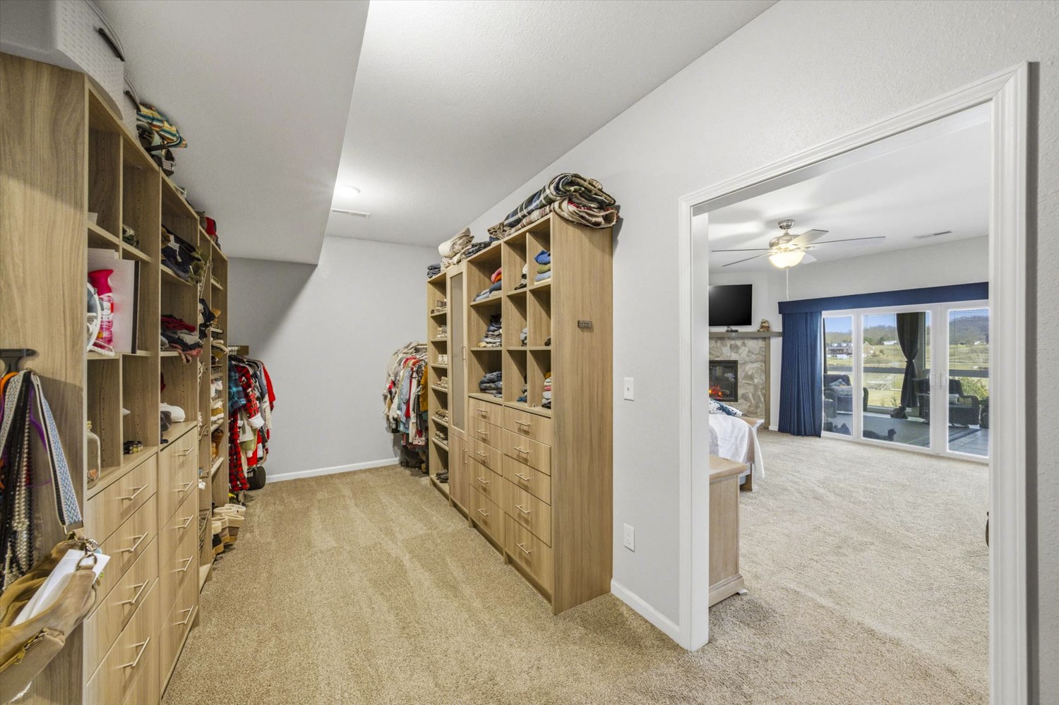 1964 Harbor Hills Drive Dandridge TN 37725