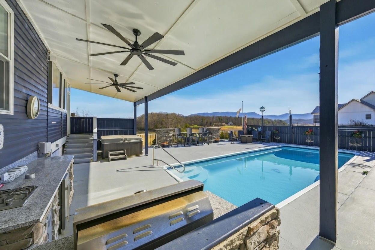 1964 Harbor Hills Drive Dandridge TN 37725