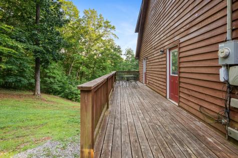 165 Kangaroo Ridge Road Byrdstown TN 38549