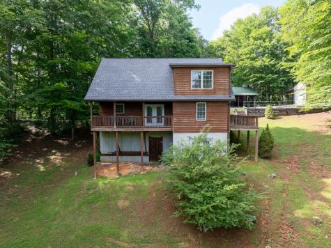 165 Kangaroo Ridge Road Byrdstown TN 38549