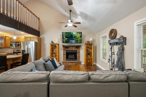 165 Kangaroo Ridge Road Byrdstown TN 38549