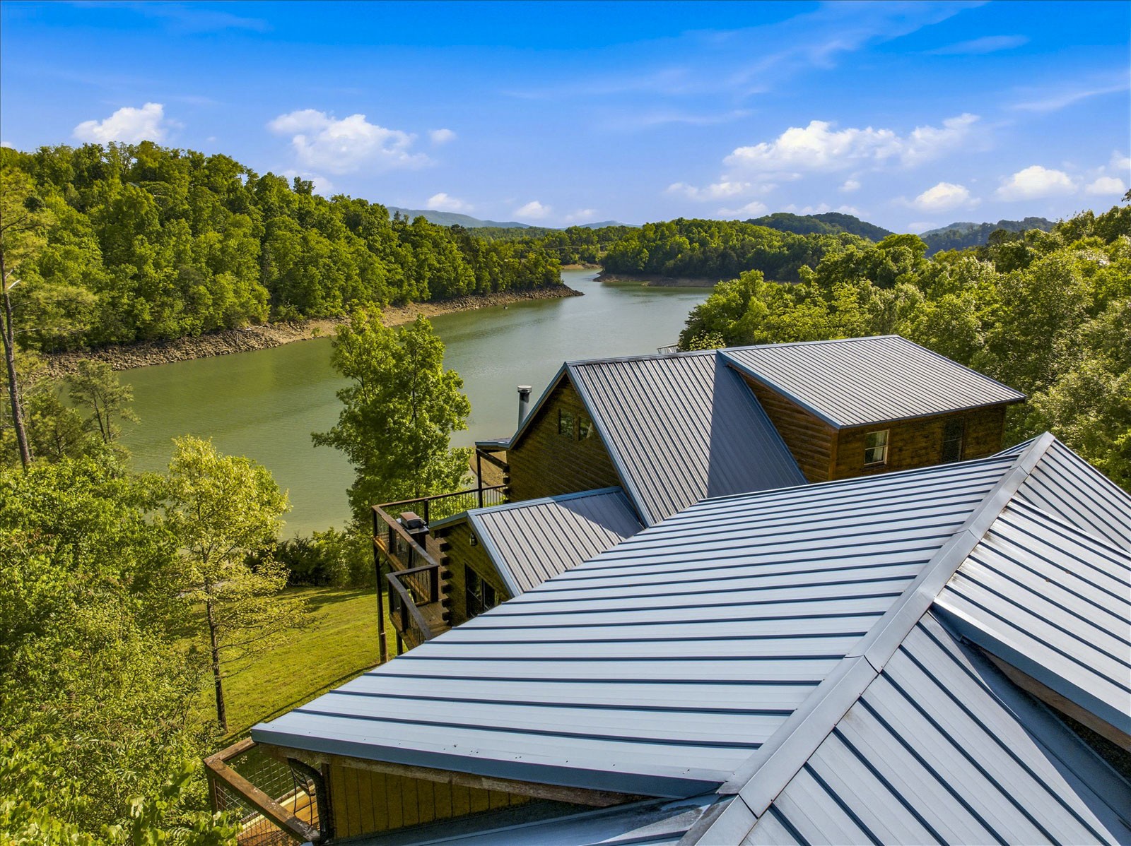 1590 Tranquility Trail Dandridge TN 37725