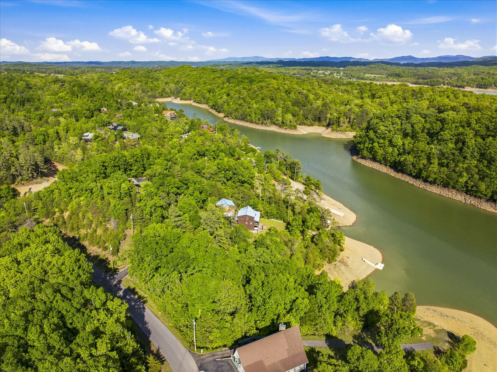 1590 Tranquility Trail Dandridge TN 37725
