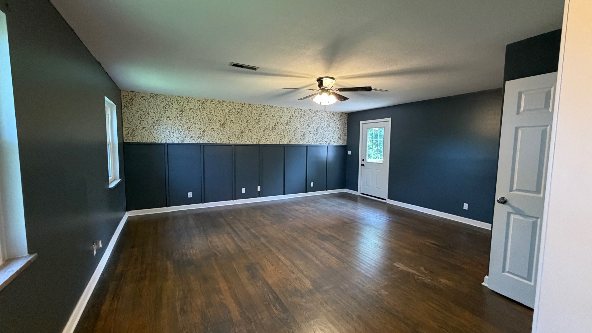 412 Woodland Drive Clinton TN 37716