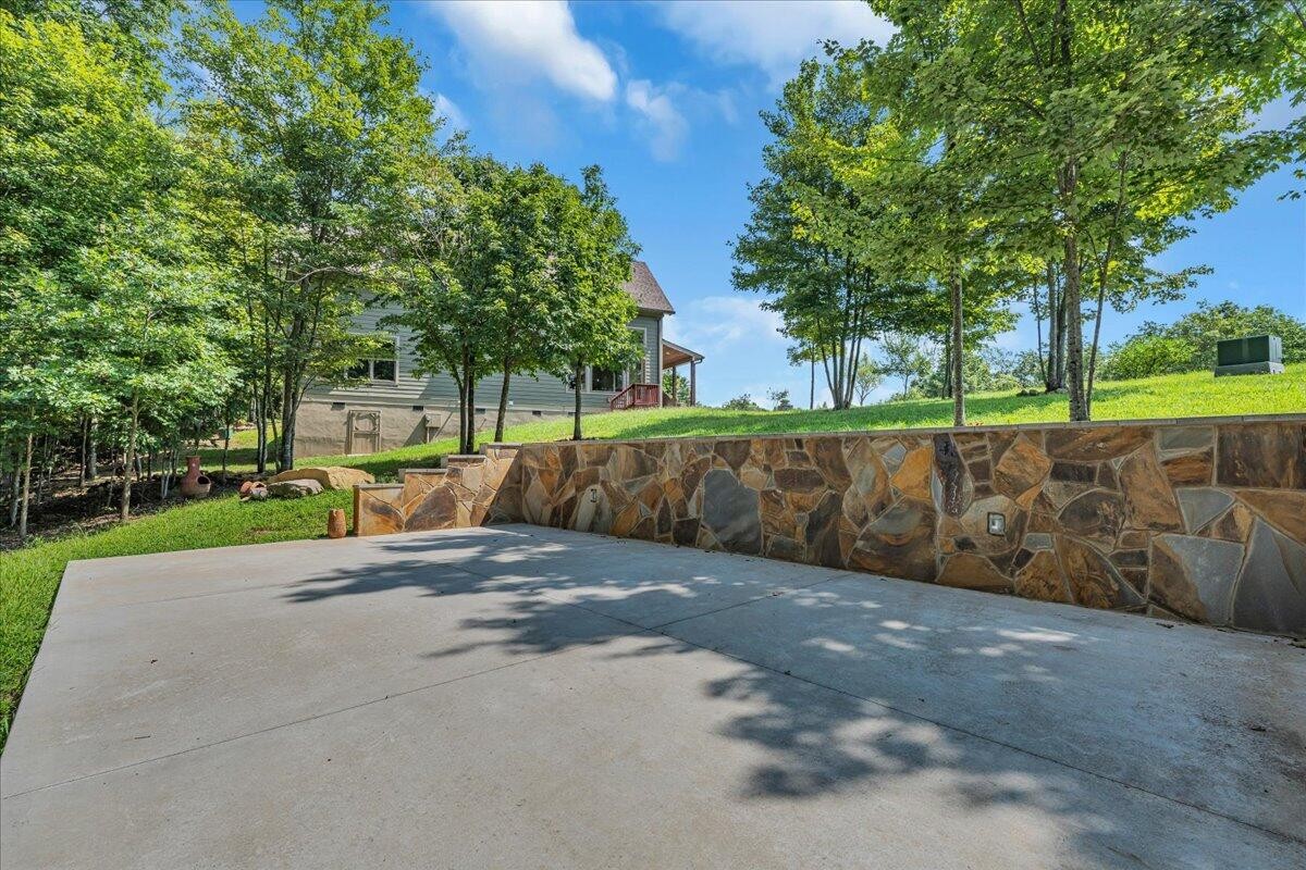 220 Bear Crawl Road Jasper TN 37347