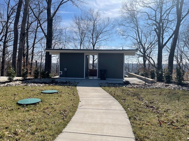 818 Shady Bluff Trail Clarksville TN 37043