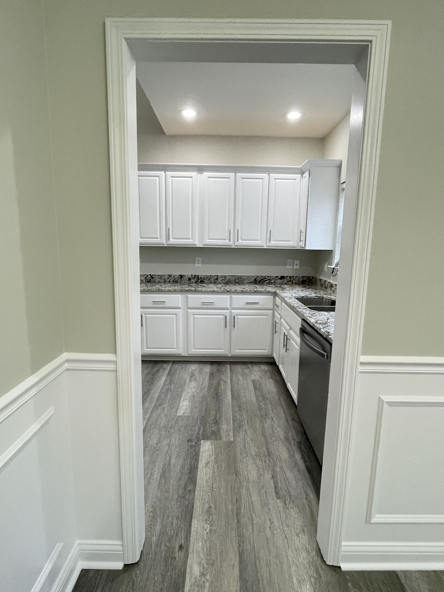 545 Red Fox Drive Burns TN 37029