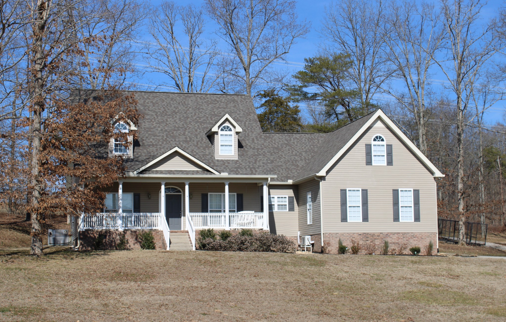 545 Red Fox Drive Burns TN 37029