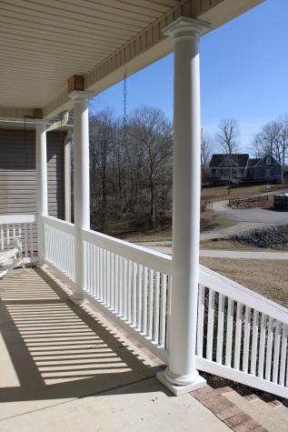 545 Red Fox Drive Burns TN 37029