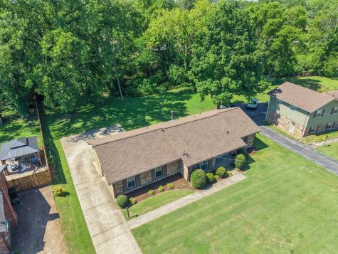 233 Iris Drive Hendersonville TN 37075