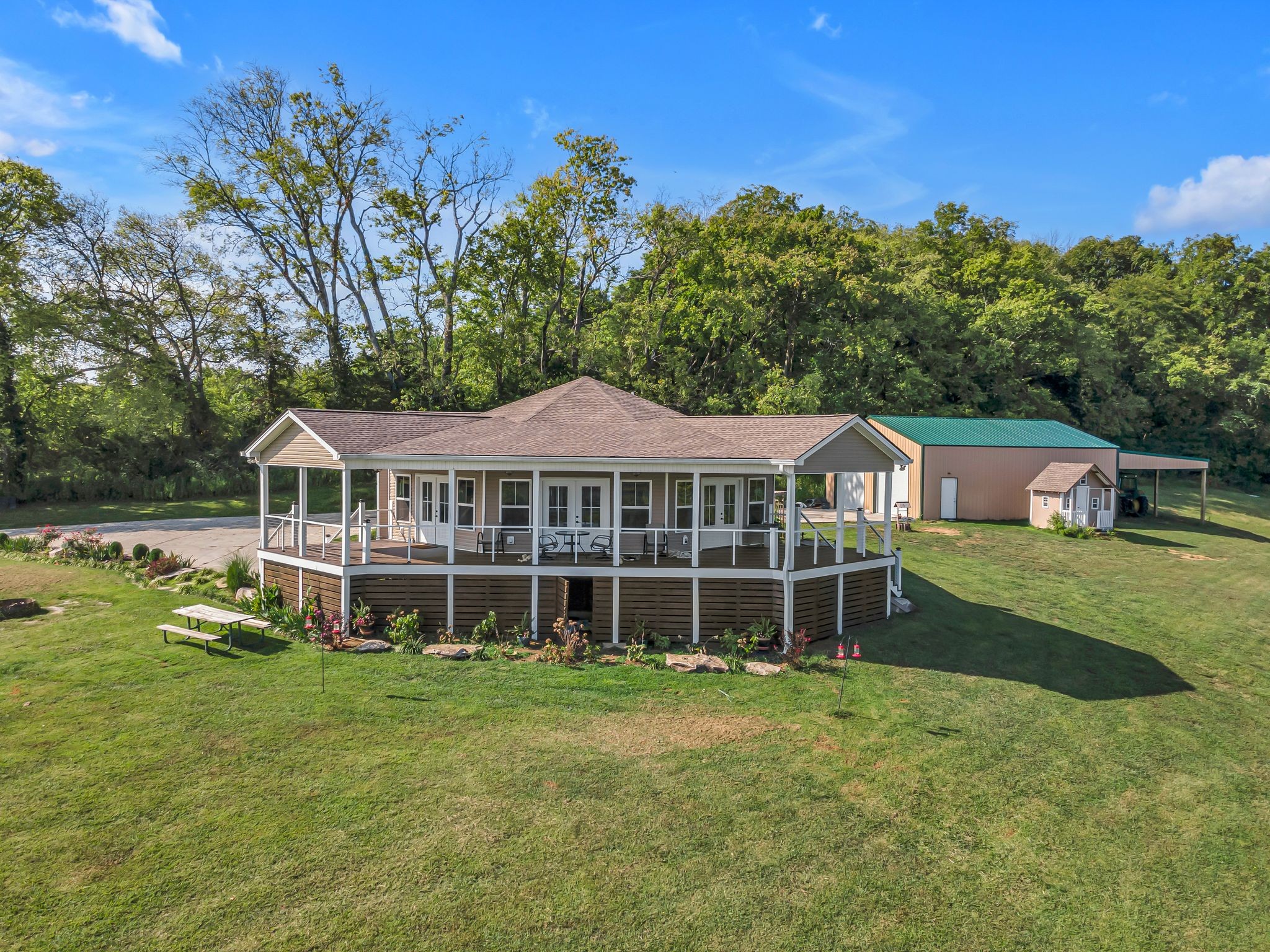 2770 E Sheepneck Road Culleoka TN 38451