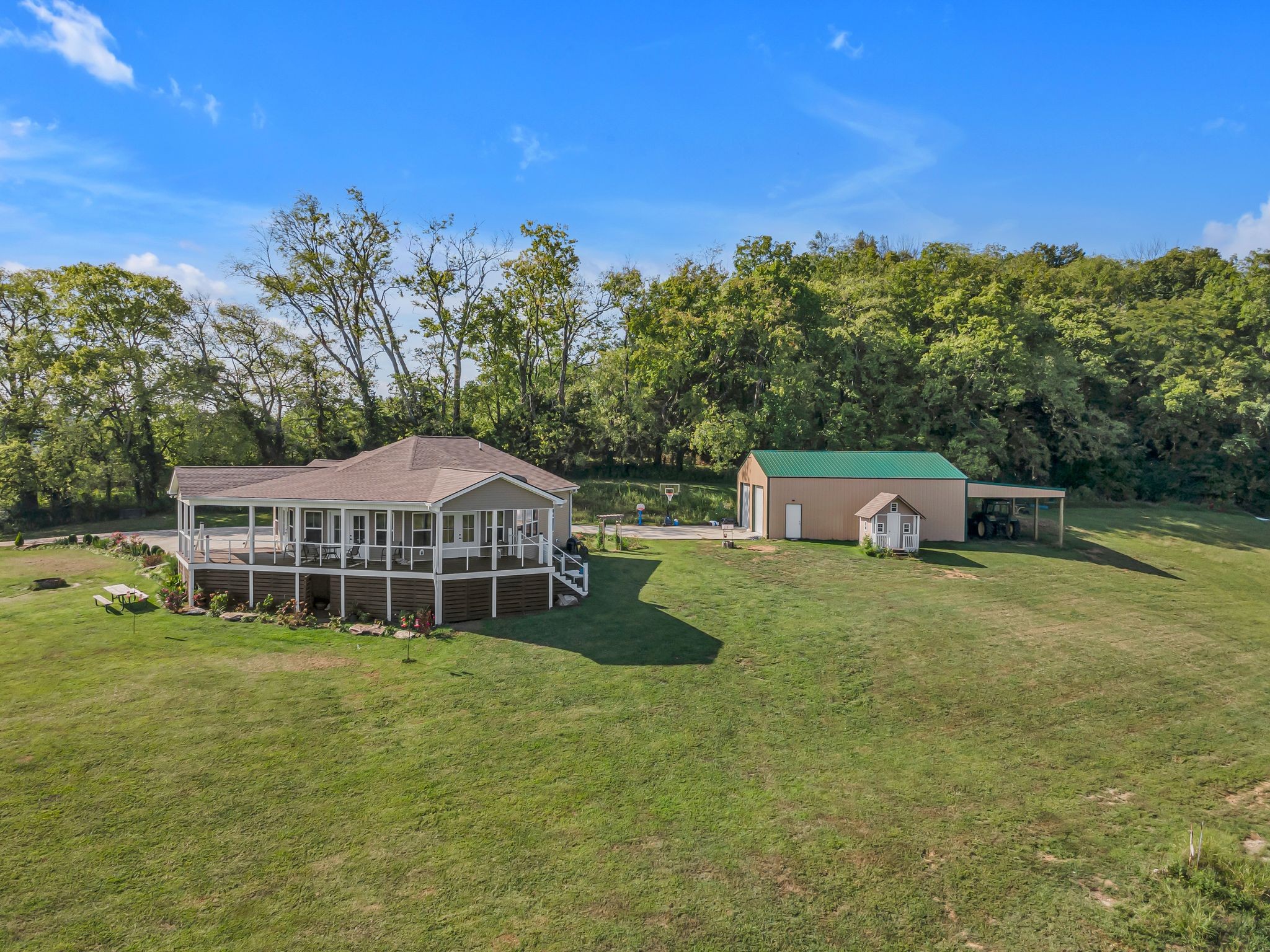 2770 E Sheepneck Road Culleoka TN 38451