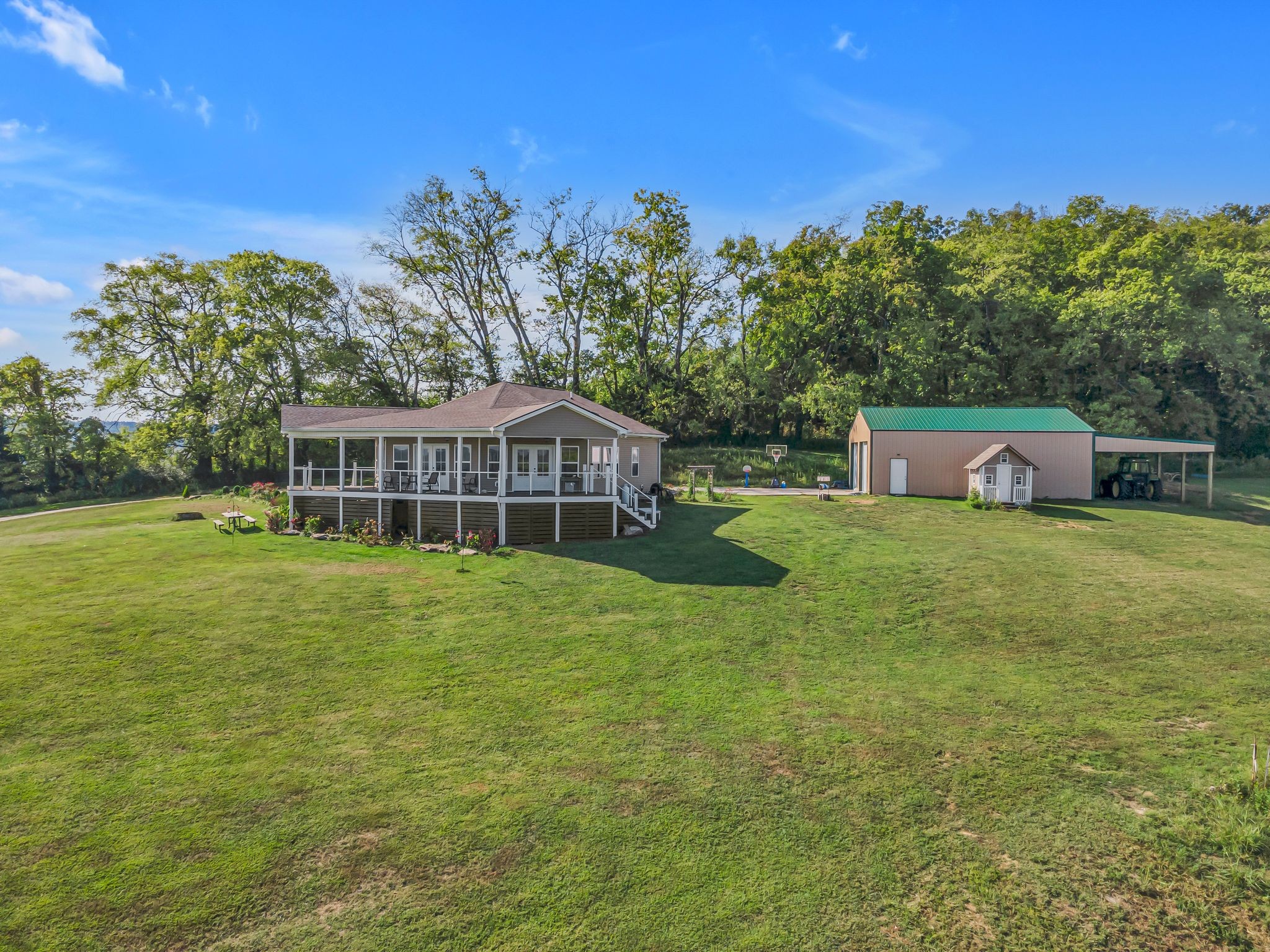 2770 E Sheepneck Road Culleoka TN 38451