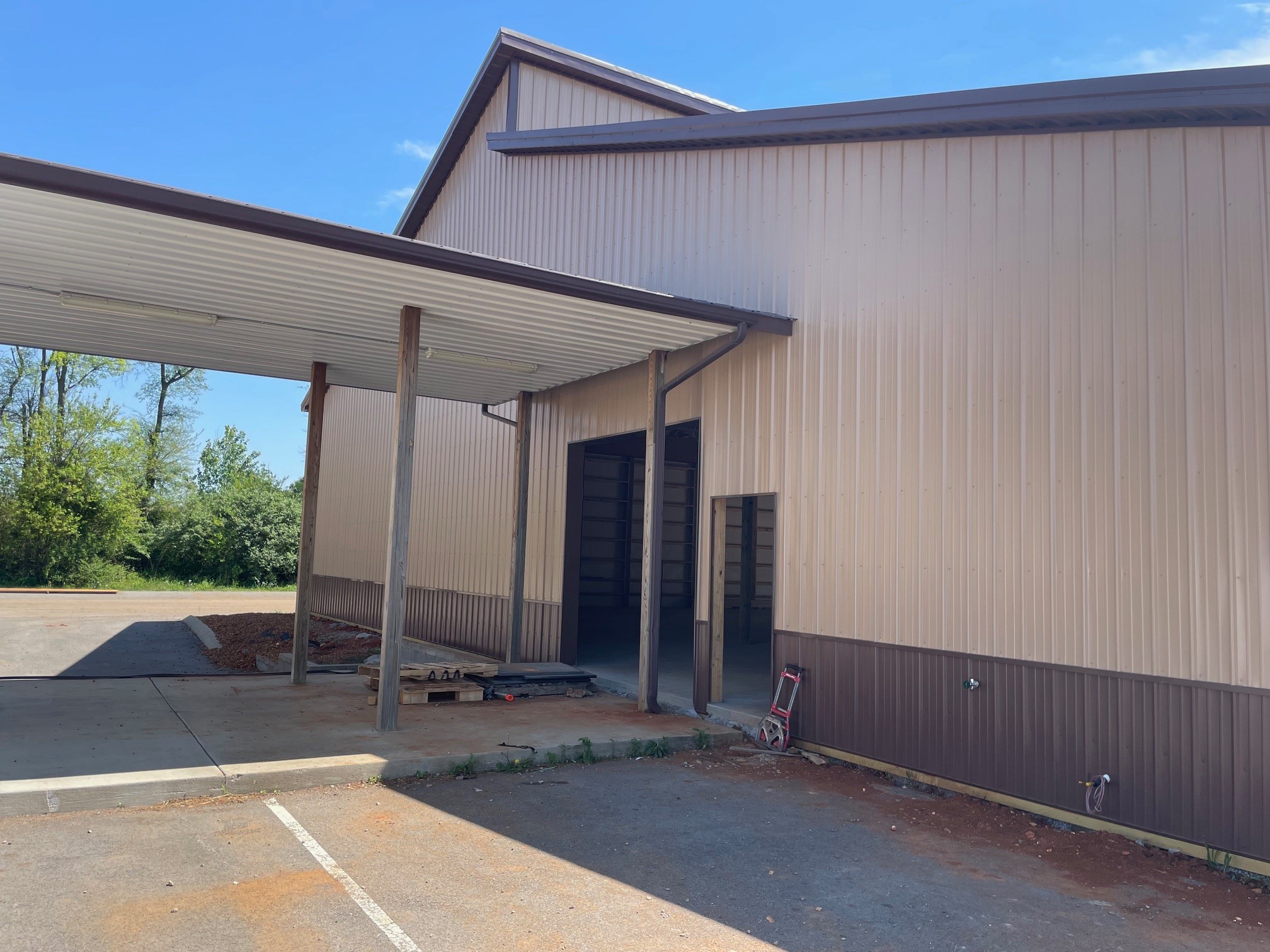 1080B International Boulevard Clarksville TN 37040