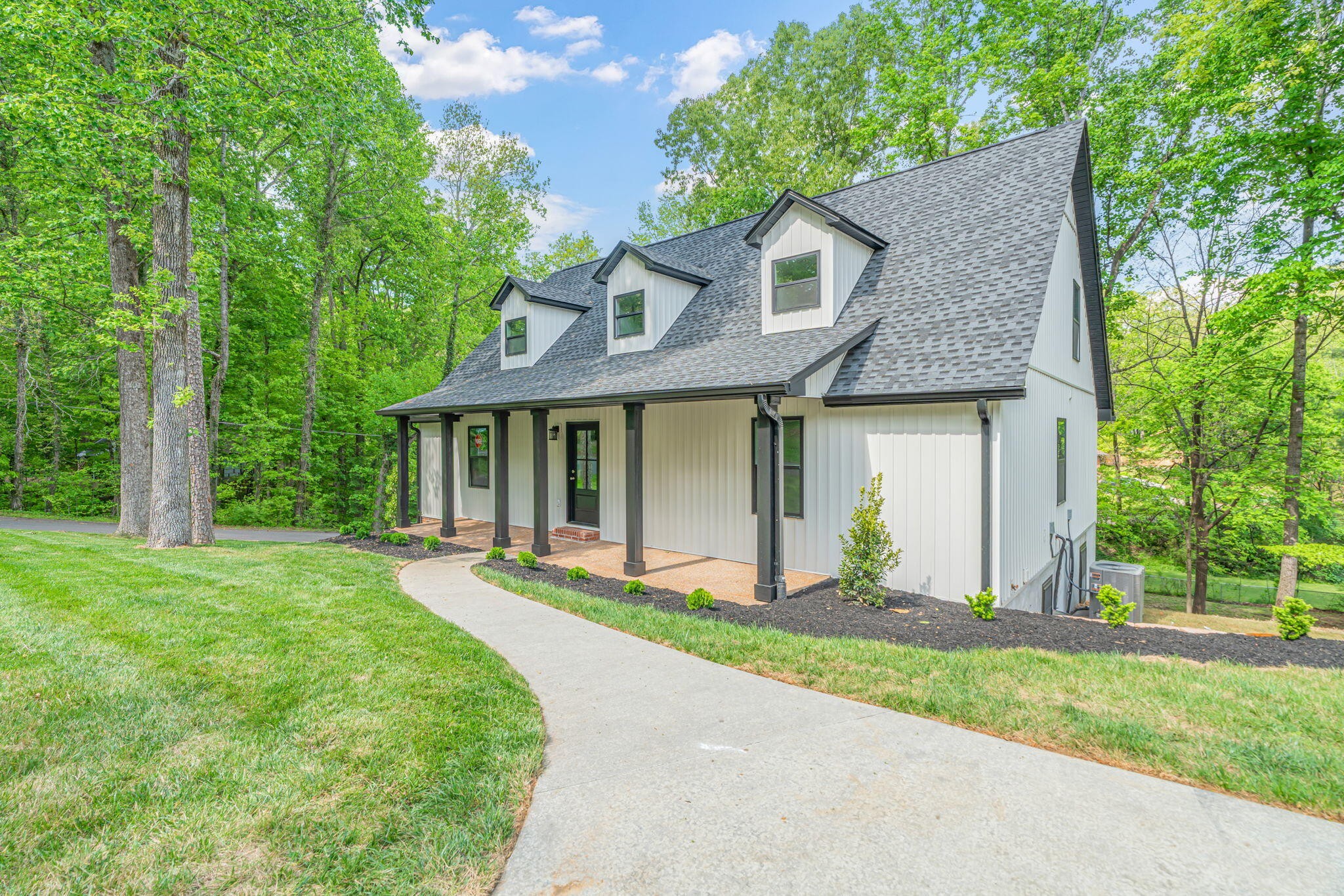 1512 Brentwood Drive Athens TN 37303