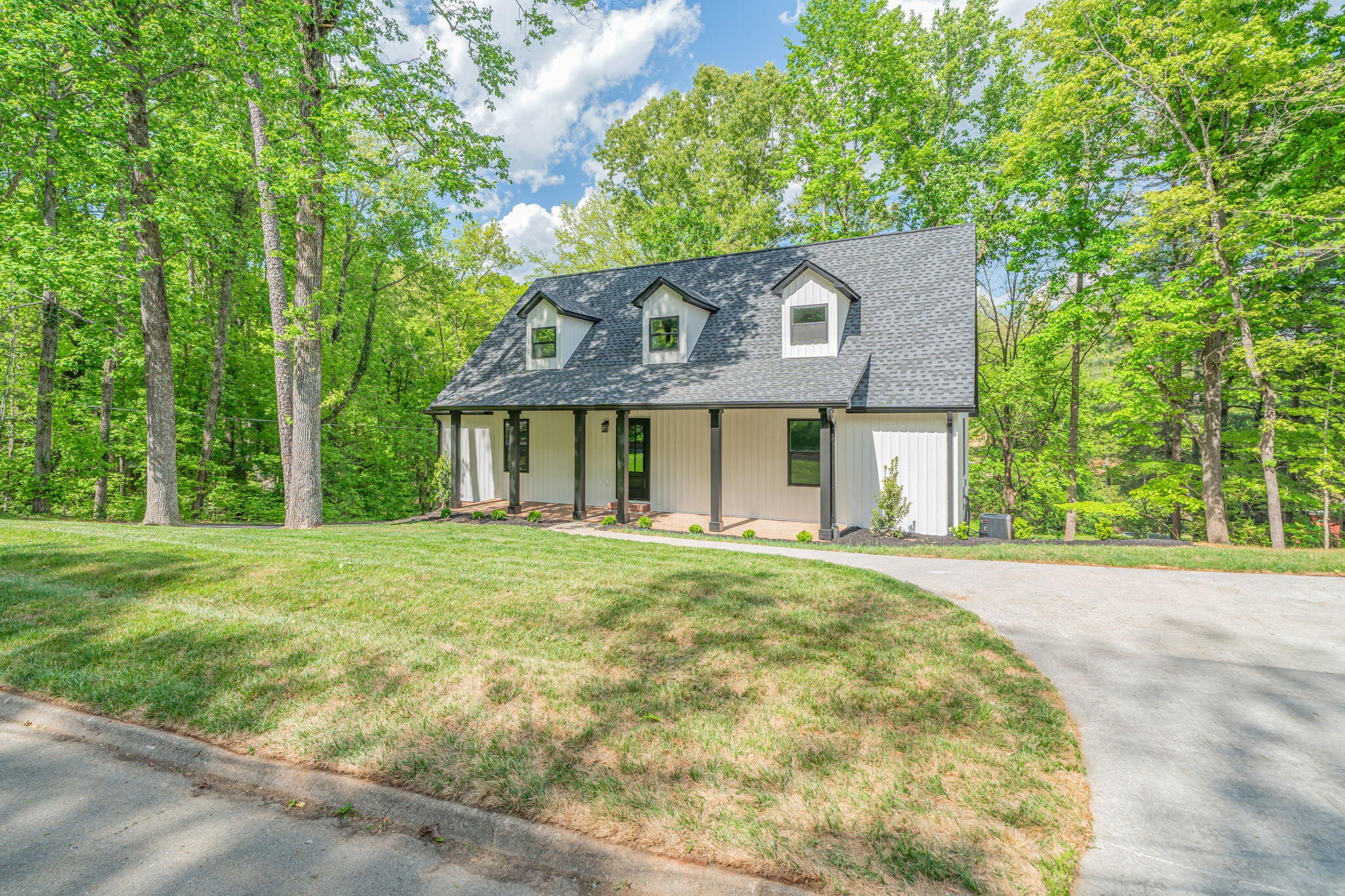 1512 Brentwood Drive Athens TN 37303