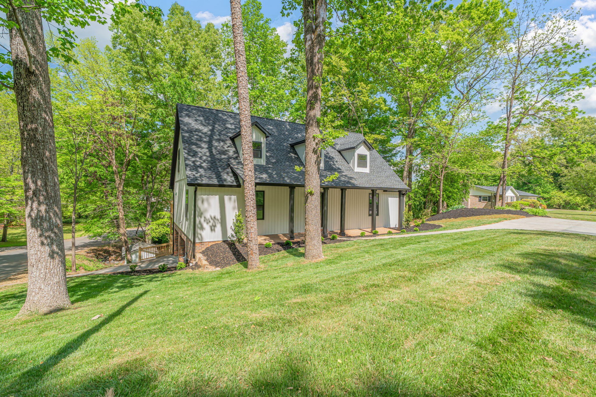 1512 Brentwood Drive Athens TN 37303