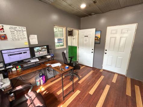 30996 Broad Street Bruceton TN 38317
