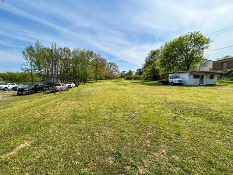 30996 Broad Street Bruceton TN 38317