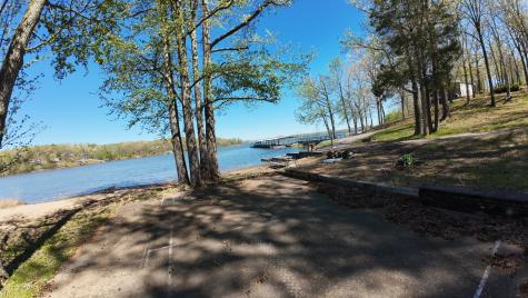 1024 Paradise Drive Murray KY 42071