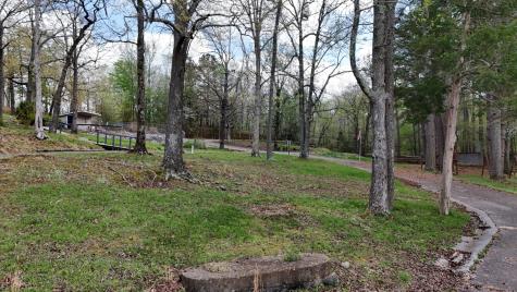 1024 Paradise Drive Murray KY 42071