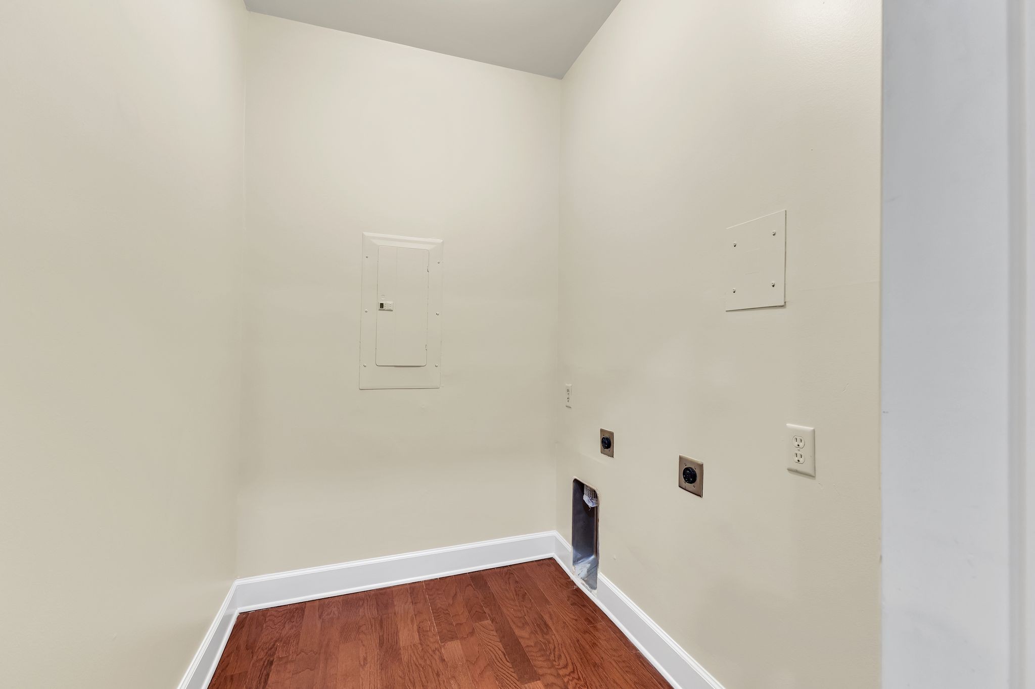 307 Seven Springs Way Brentwood TN 37027