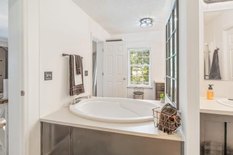 511 Woodland Way Bon Aqua TN 37025